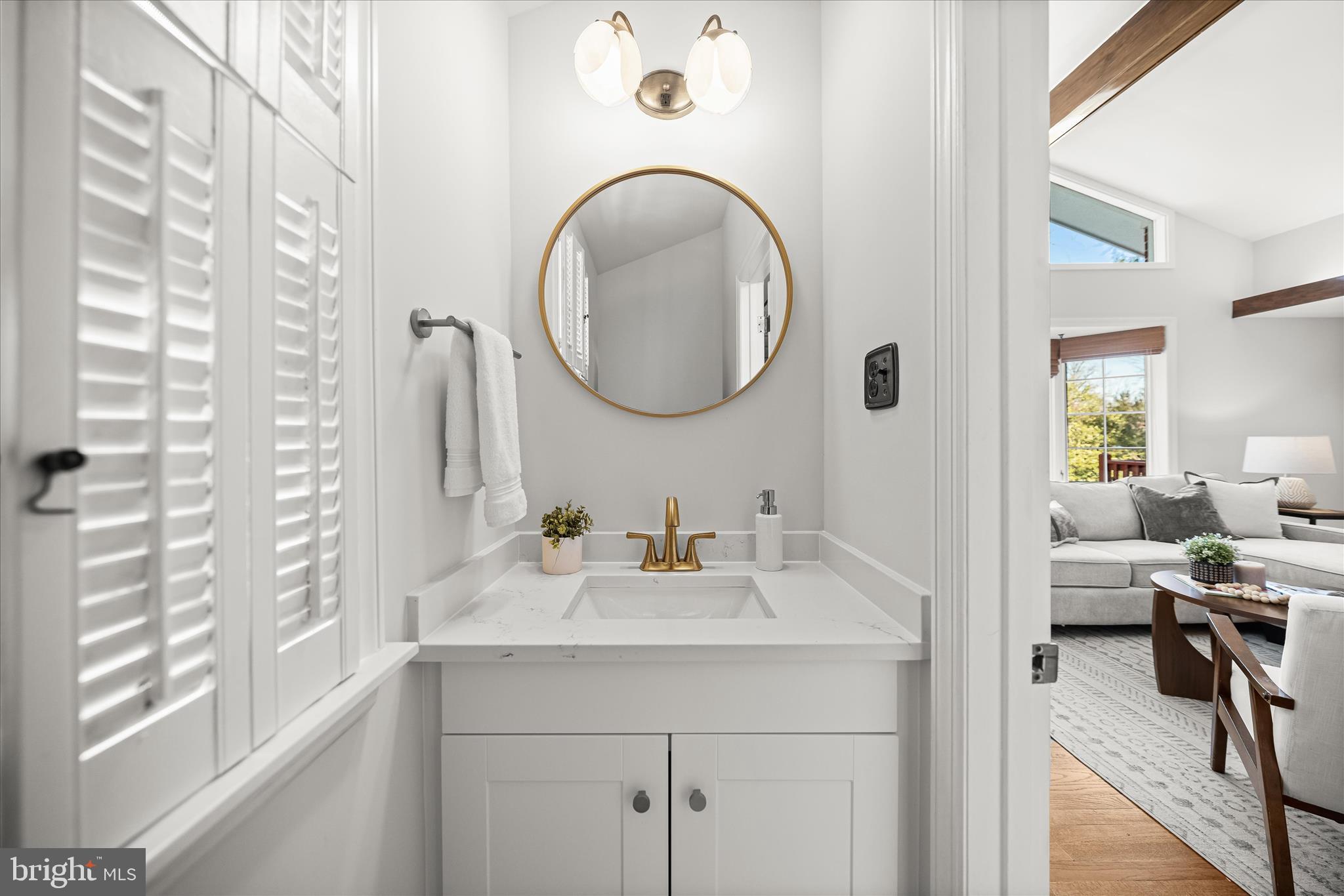 WOODACRES - Residential