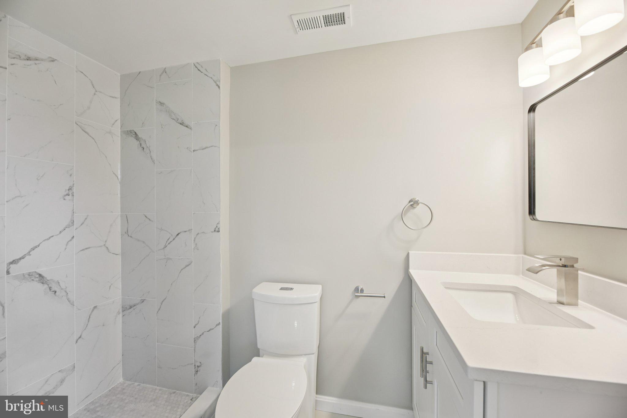 OAKENSHAWE - Residential