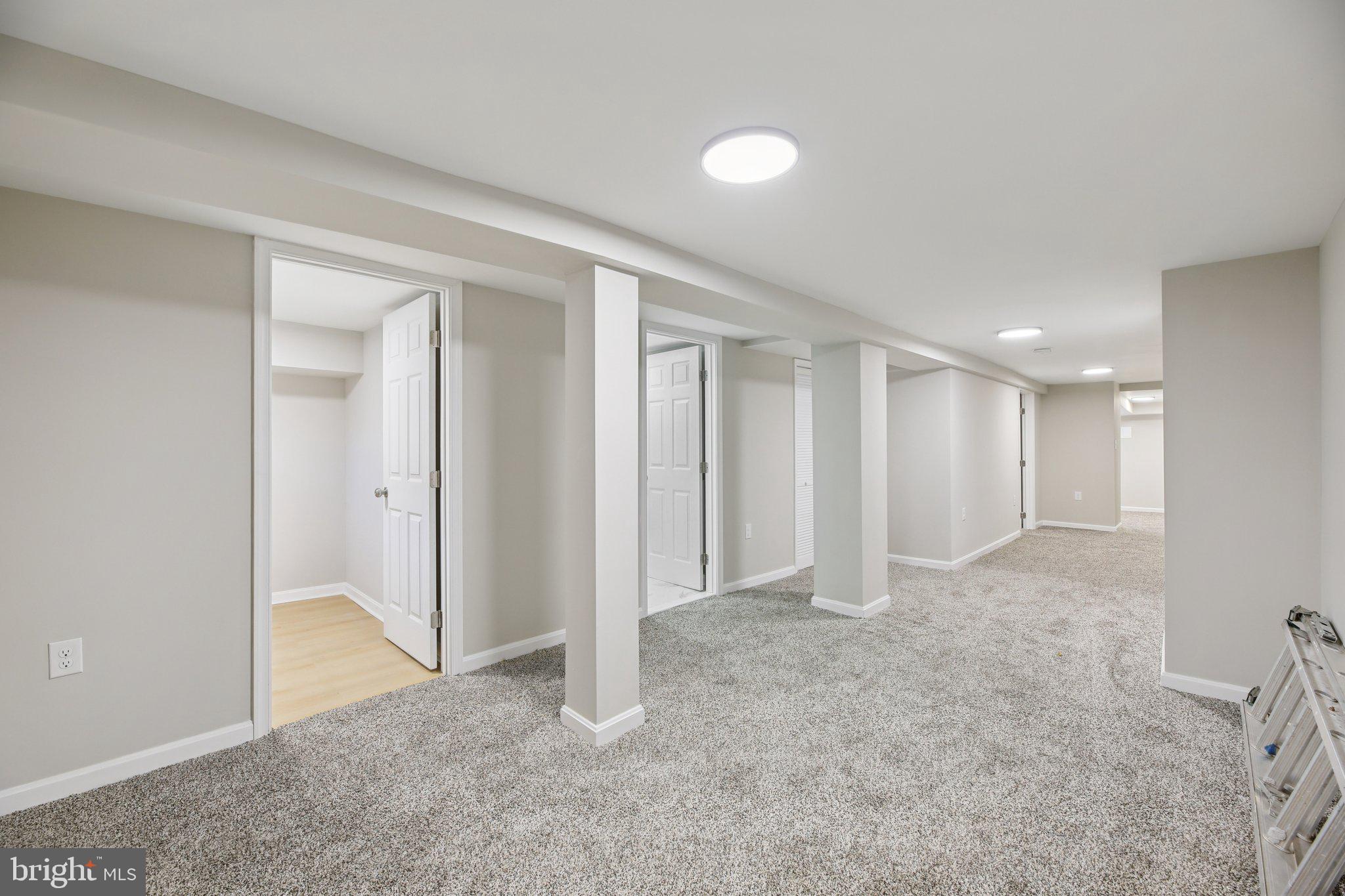 OAKENSHAWE - Residential