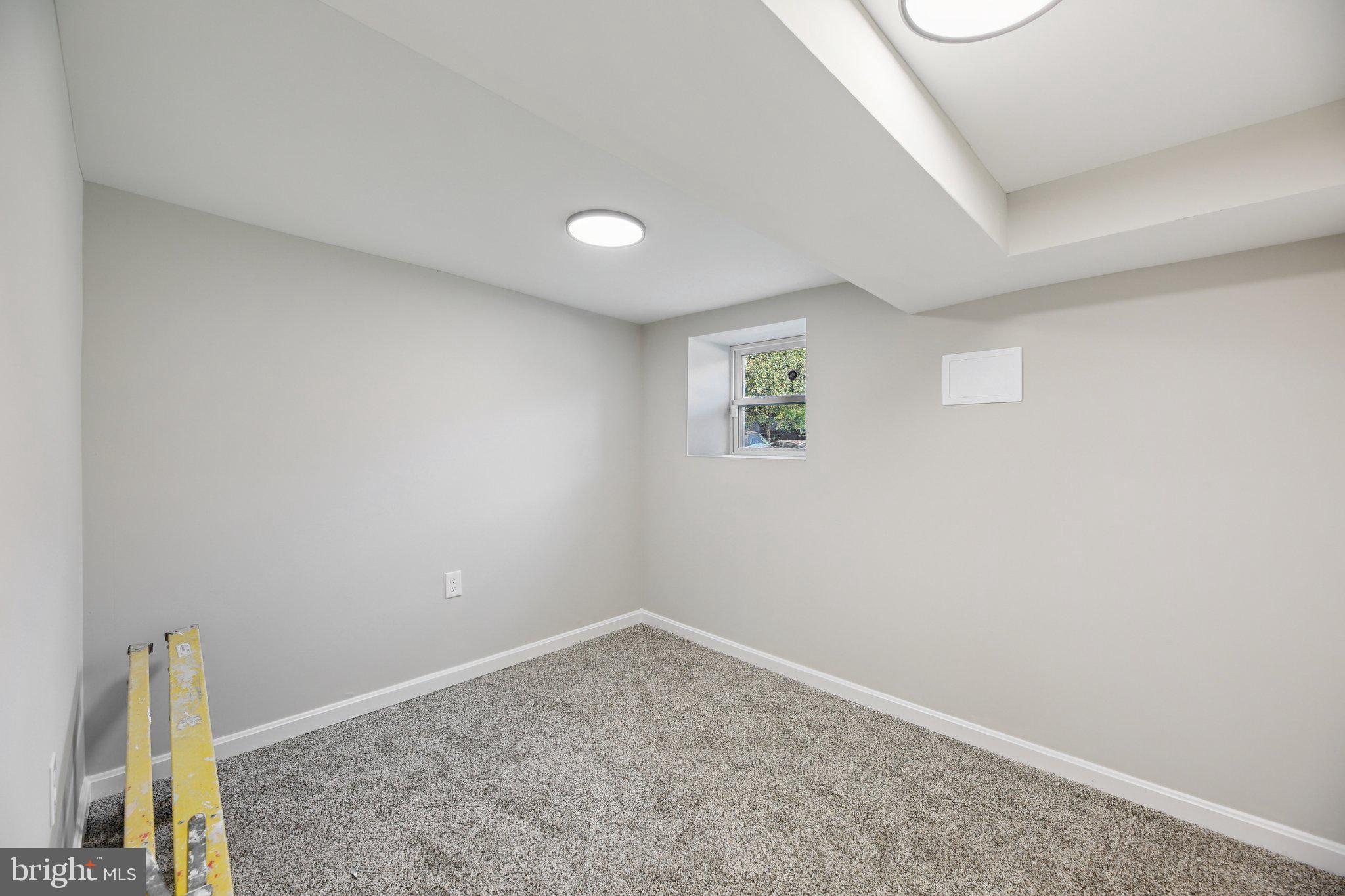 OAKENSHAWE - Residential