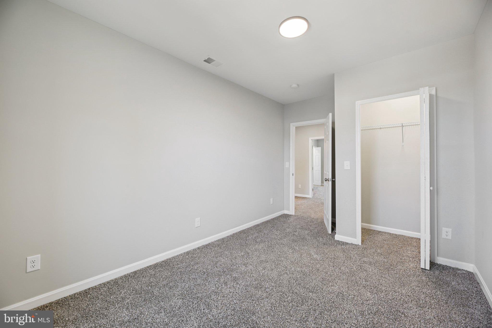 OAKENSHAWE - Residential