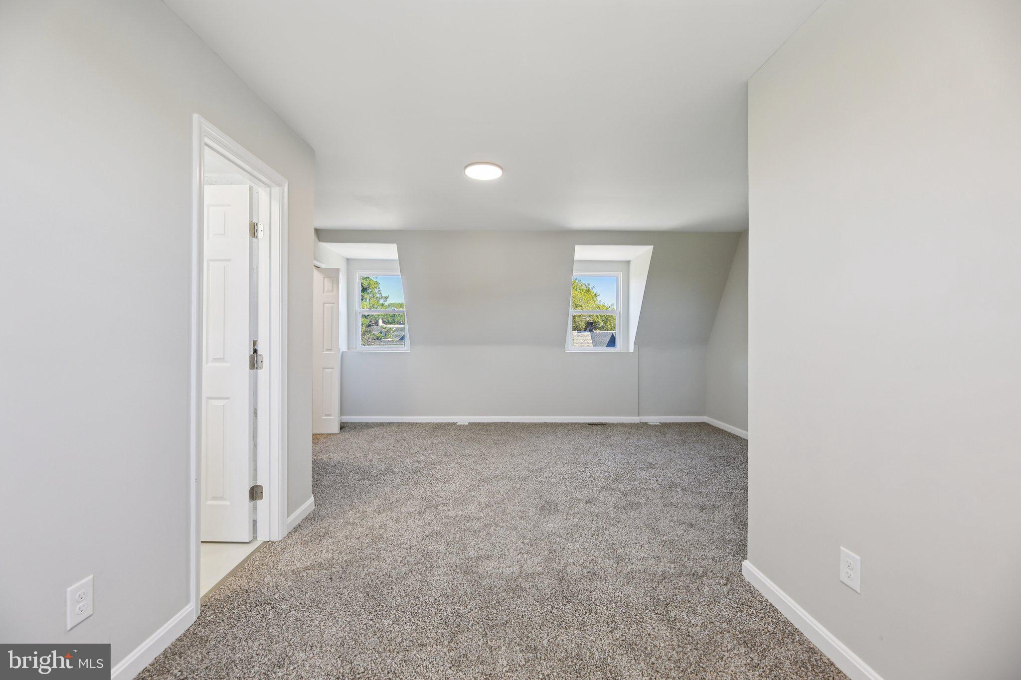 OAKENSHAWE - Residential