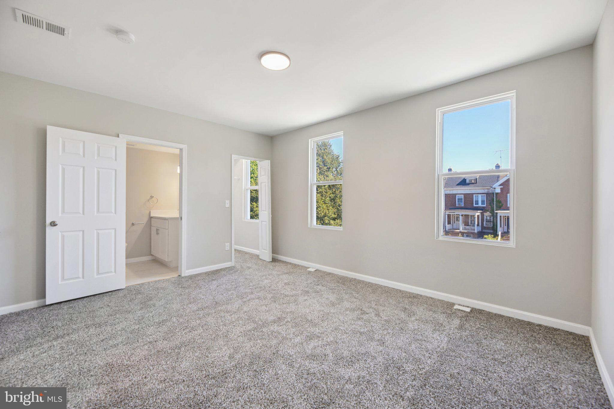 OAKENSHAWE - Residential