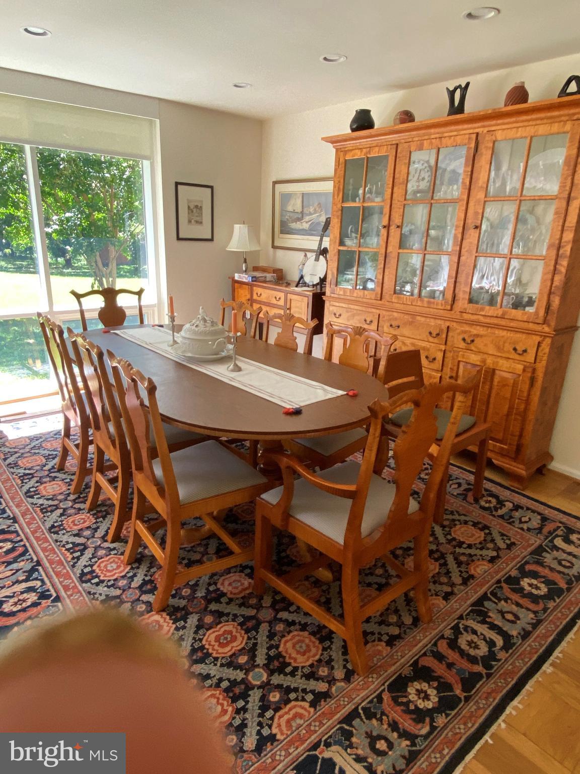 HOLLIN HILLS - Residential Lease