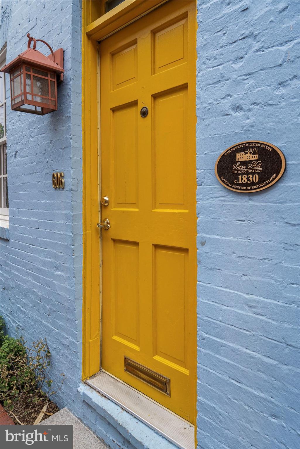 SETON HILL - Residential