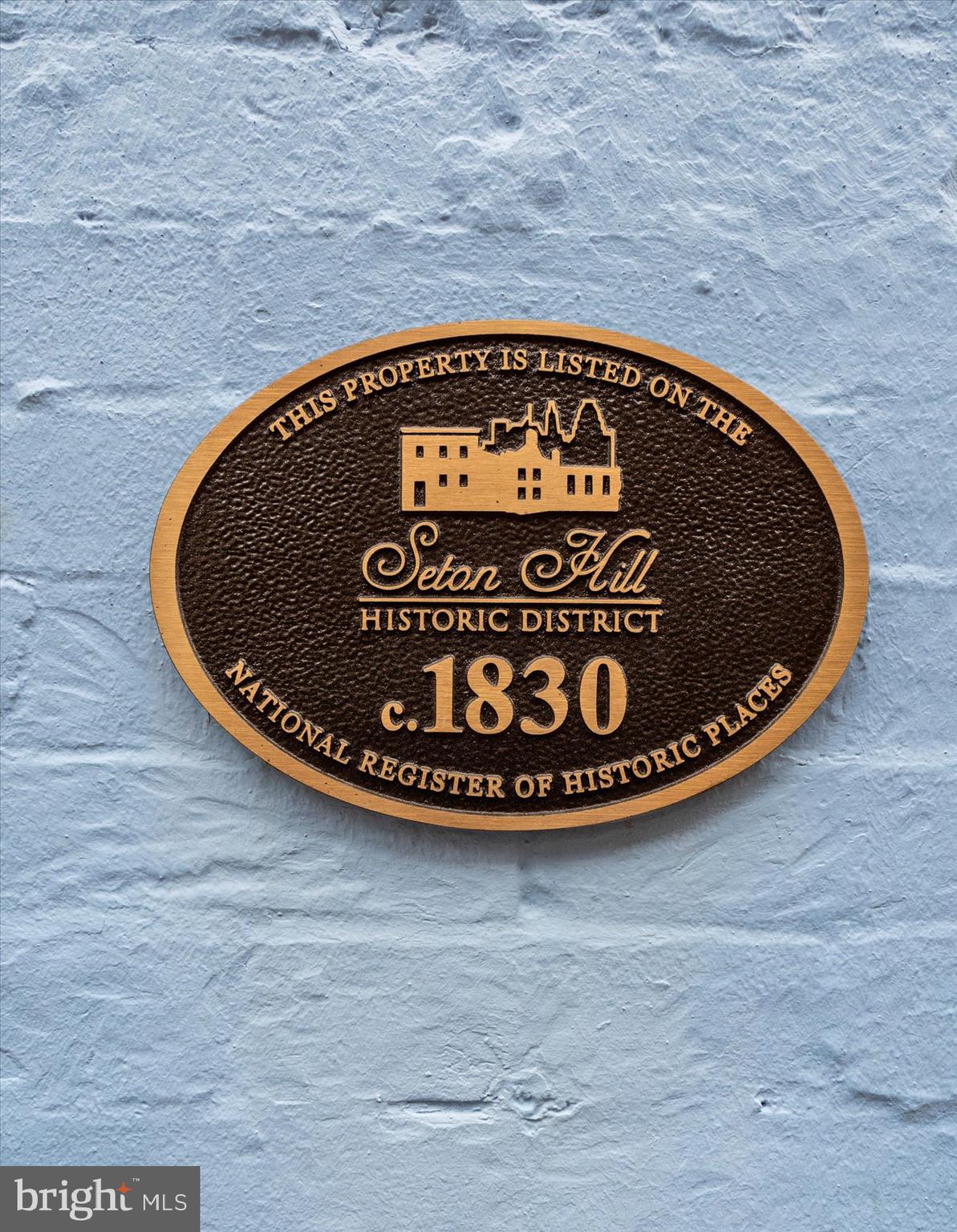 SETON HILL - Residential