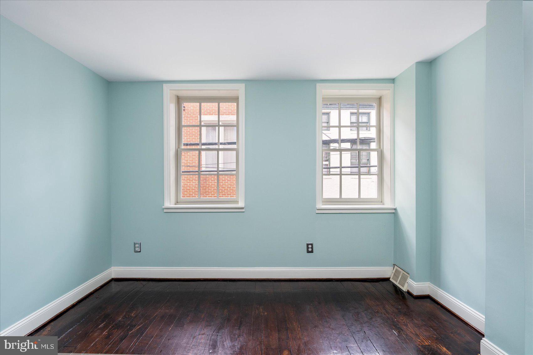 SETON HILL - Residential