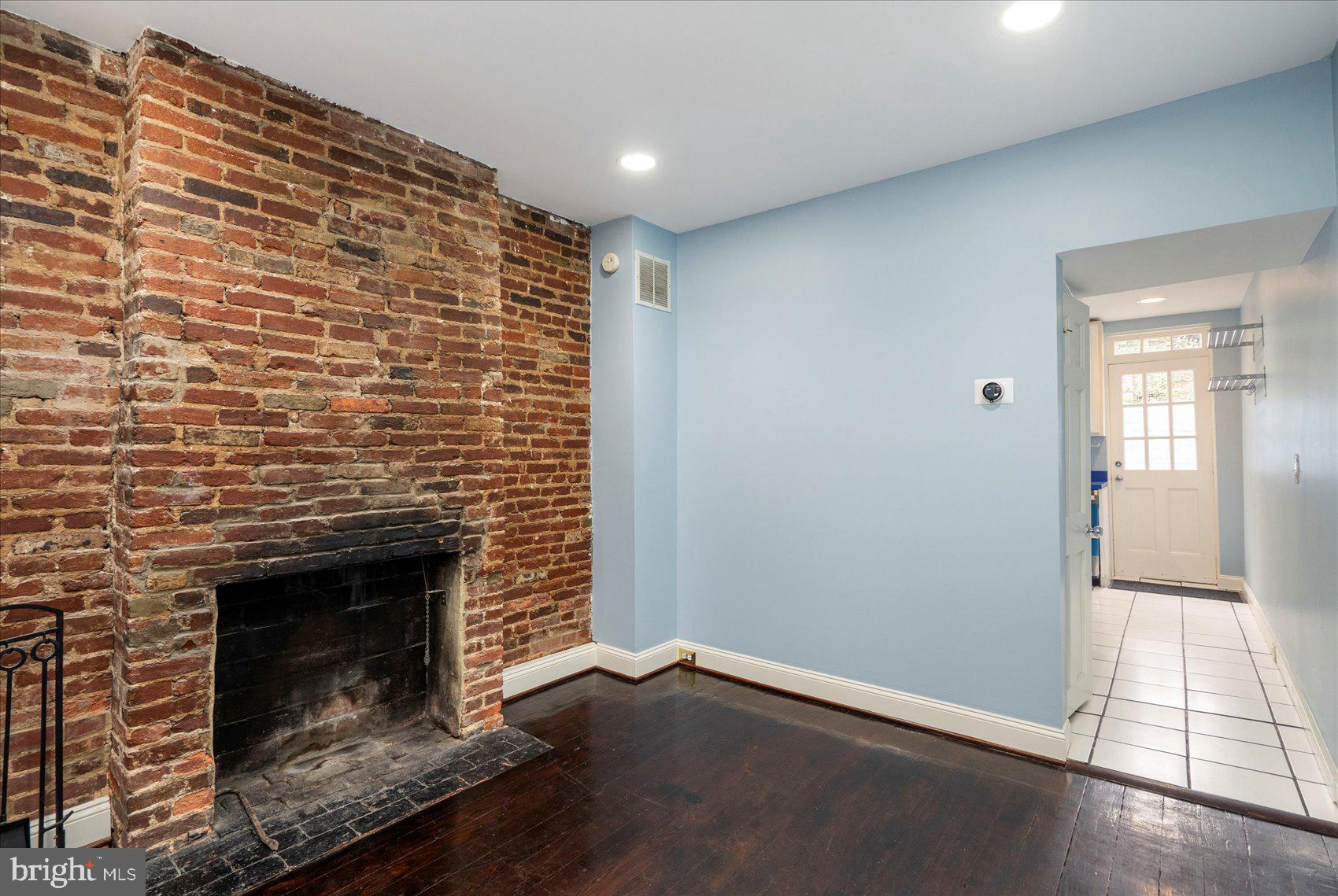 SETON HILL - Residential