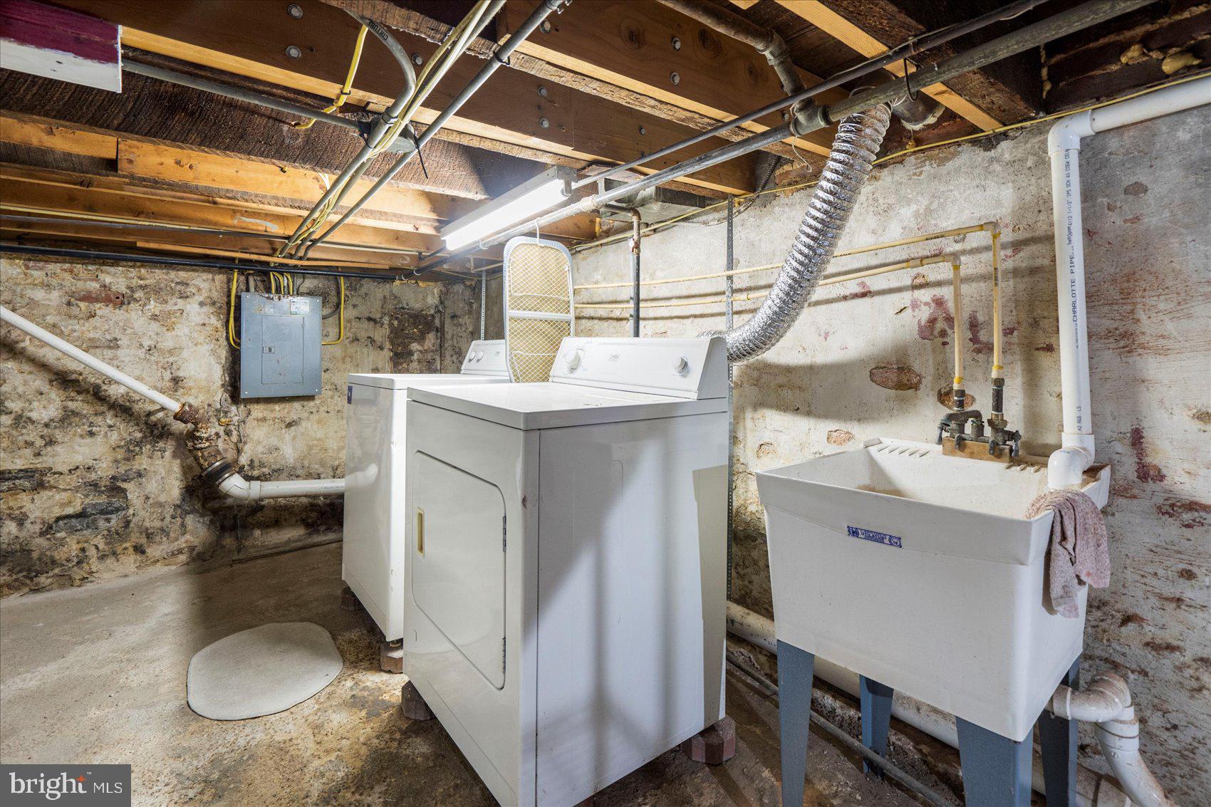 SETON HILL - Residential