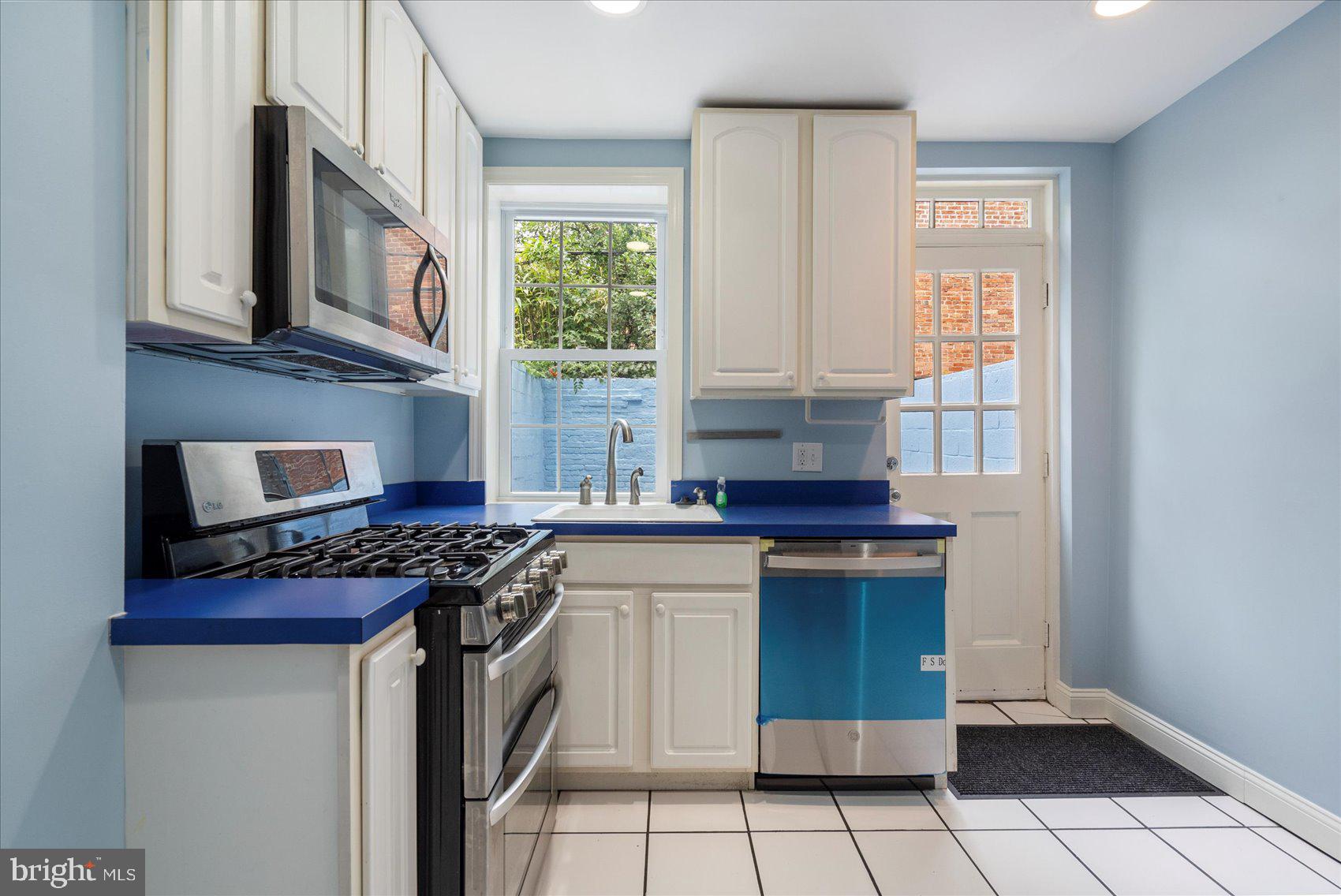 SETON HILL - Residential