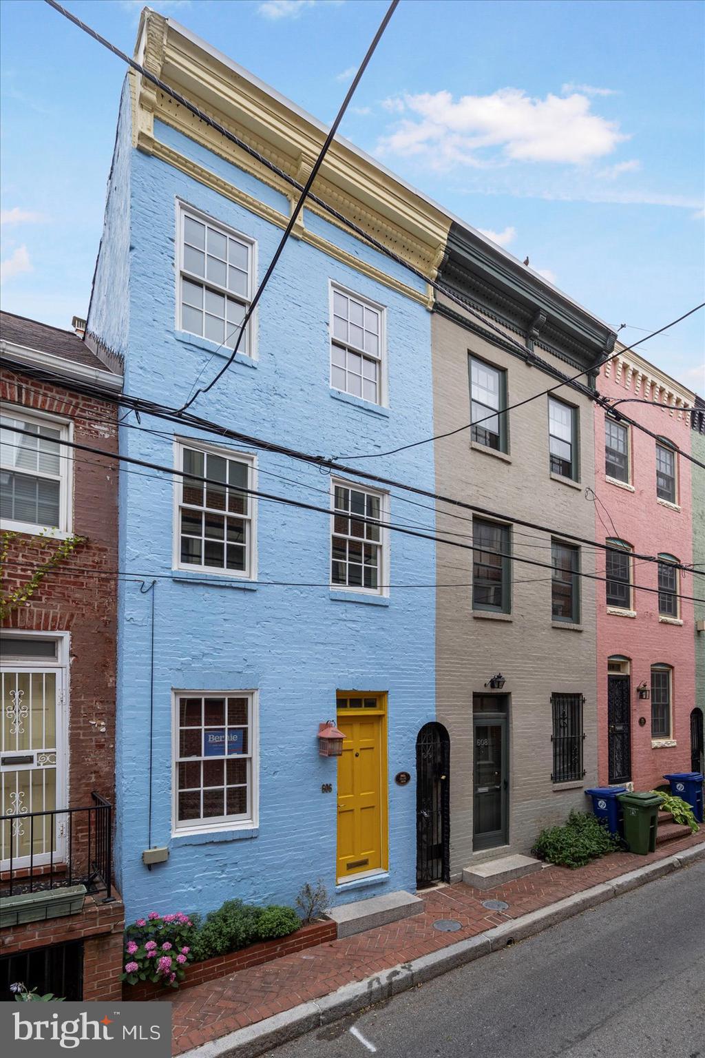 SETON HILL - Residential