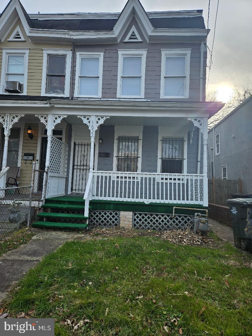 1635 U STREET SE