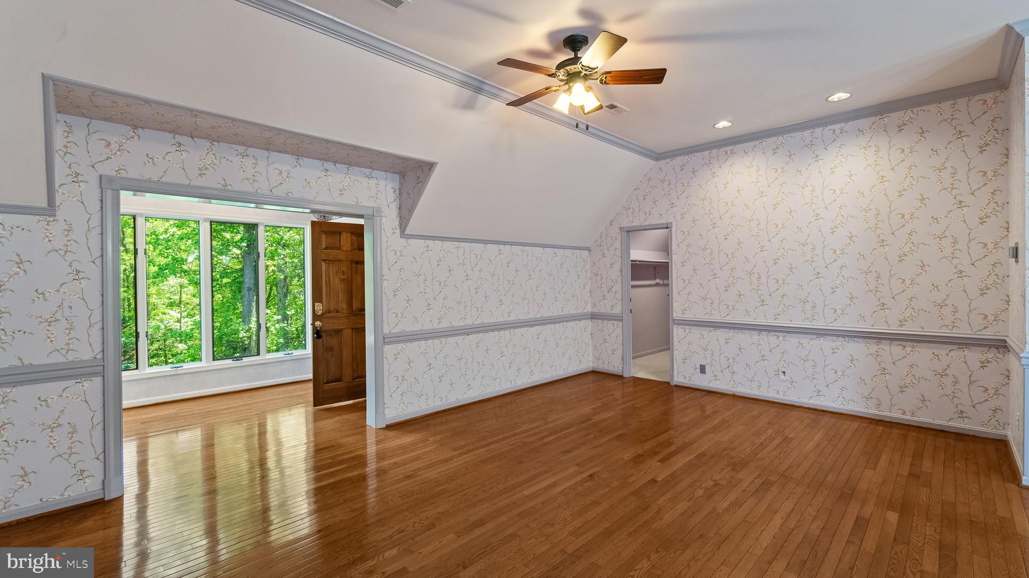 HUNTINGTON WOODS - Residential