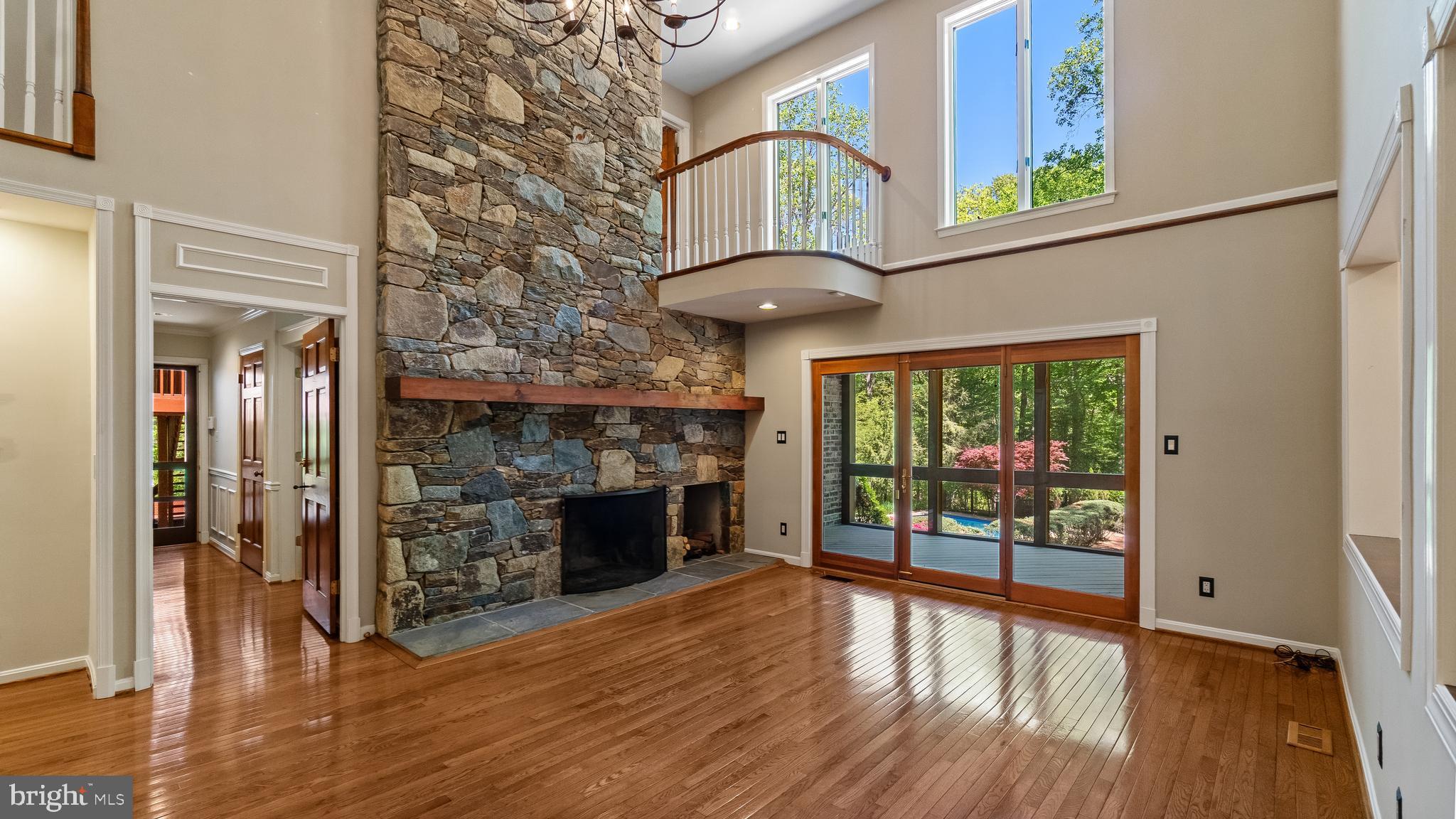 HUNTINGTON WOODS - Residential