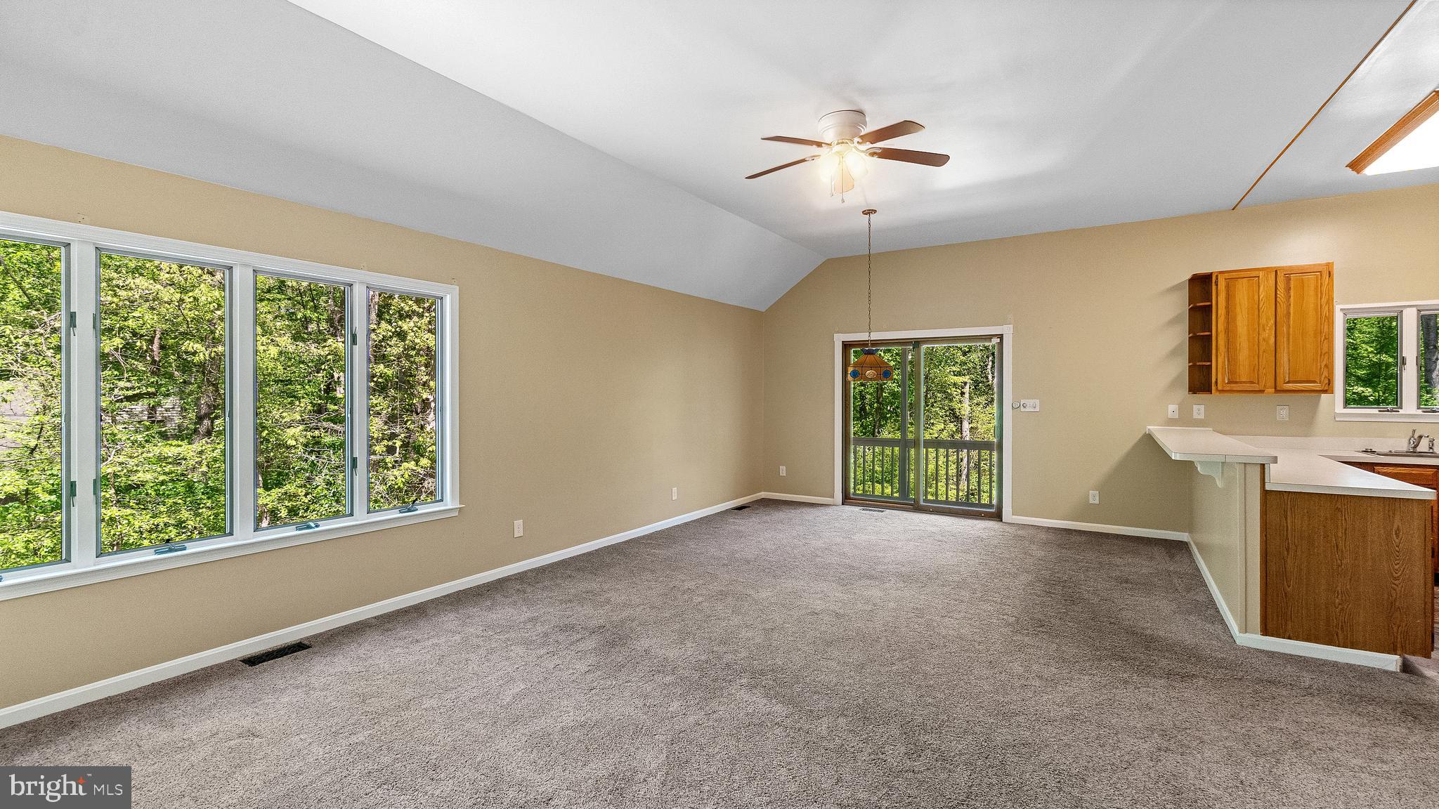 HUNTINGTON WOODS - Residential