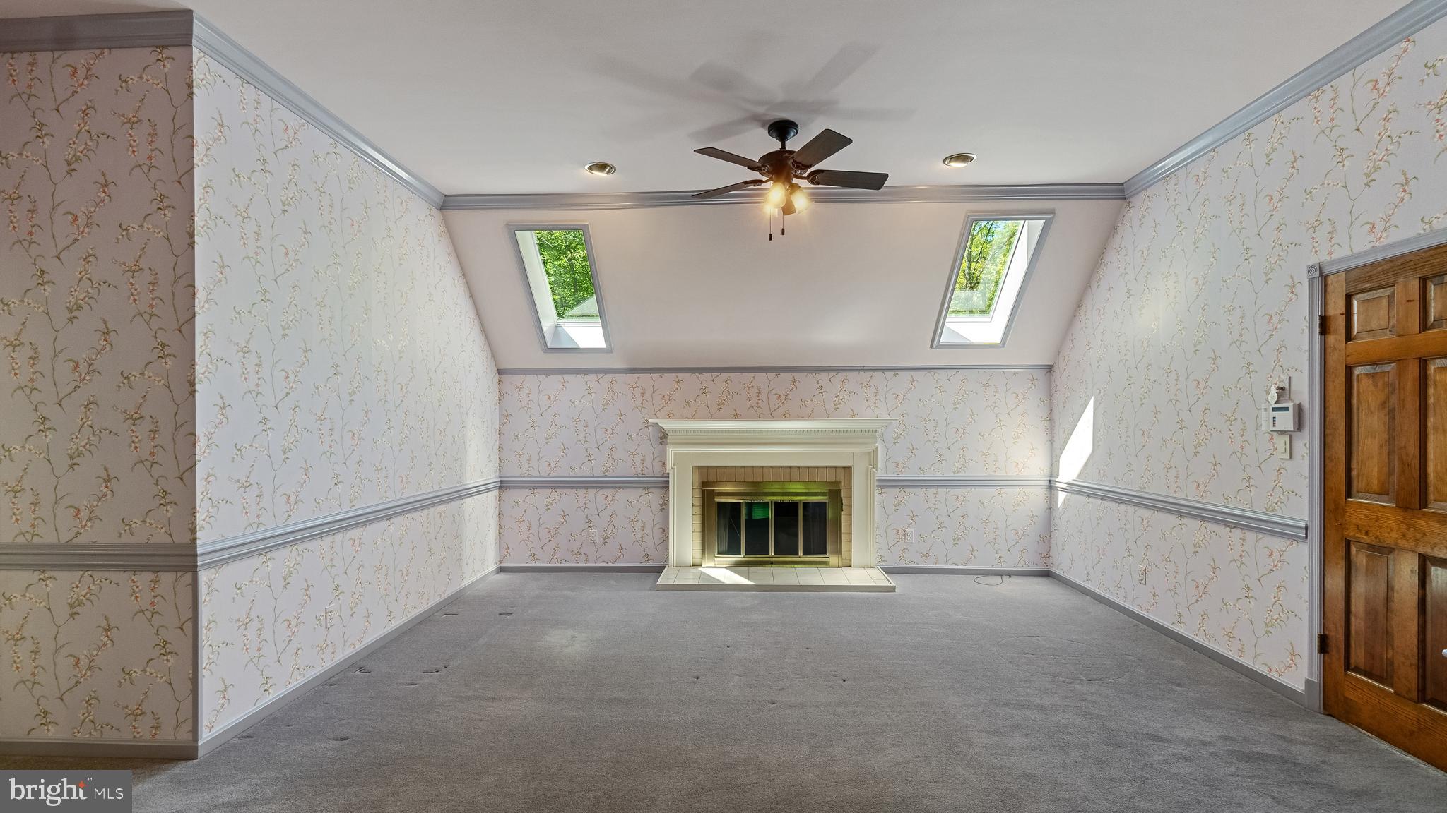 HUNTINGTON WOODS - Residential