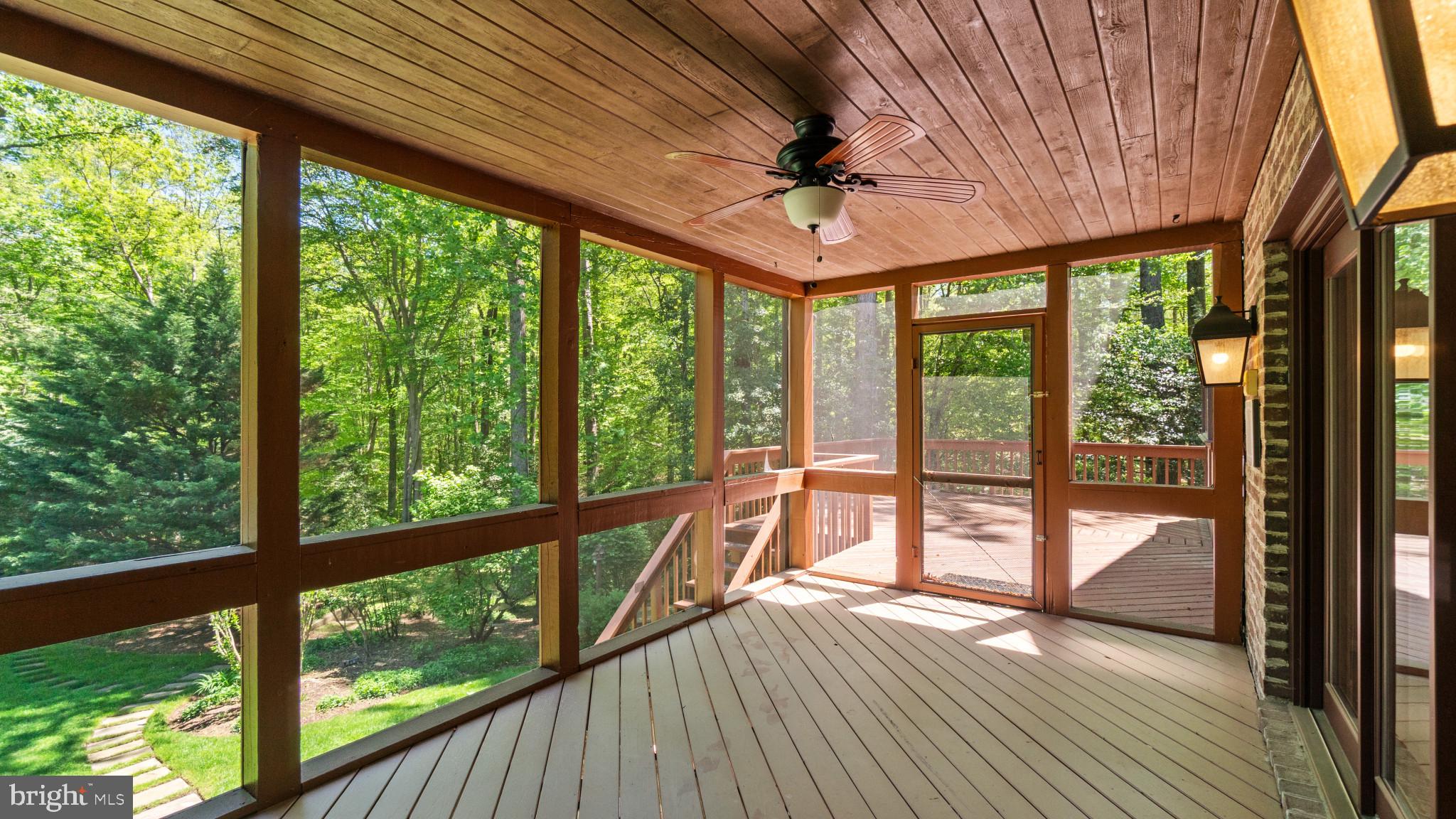 HUNTINGTON WOODS - Residential