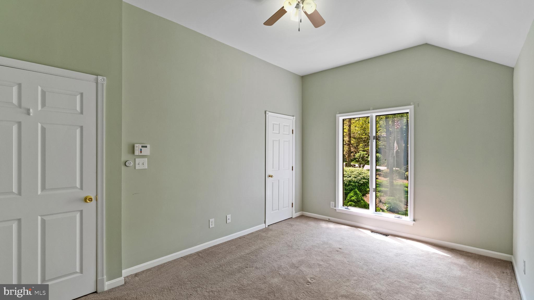 HUNTINGTON WOODS - Residential