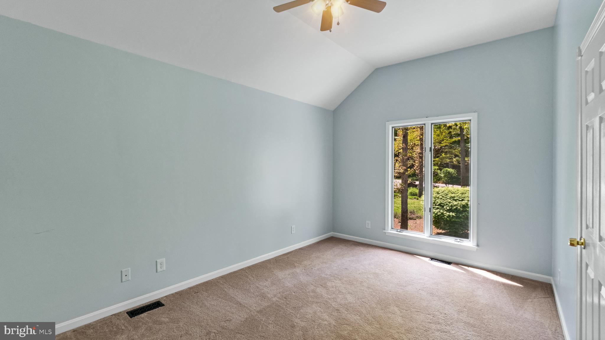 HUNTINGTON WOODS - Residential