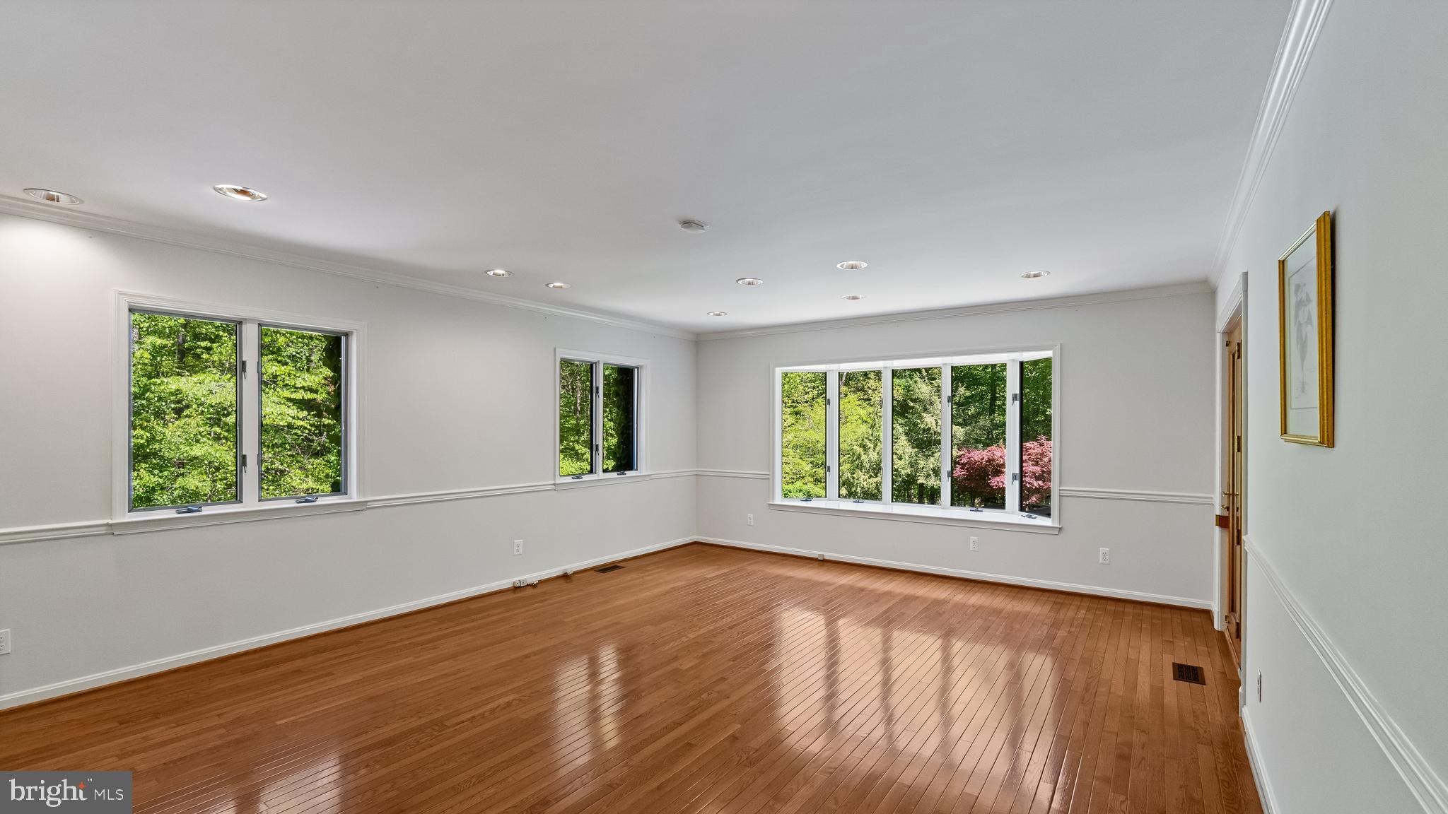 HUNTINGTON WOODS - Residential