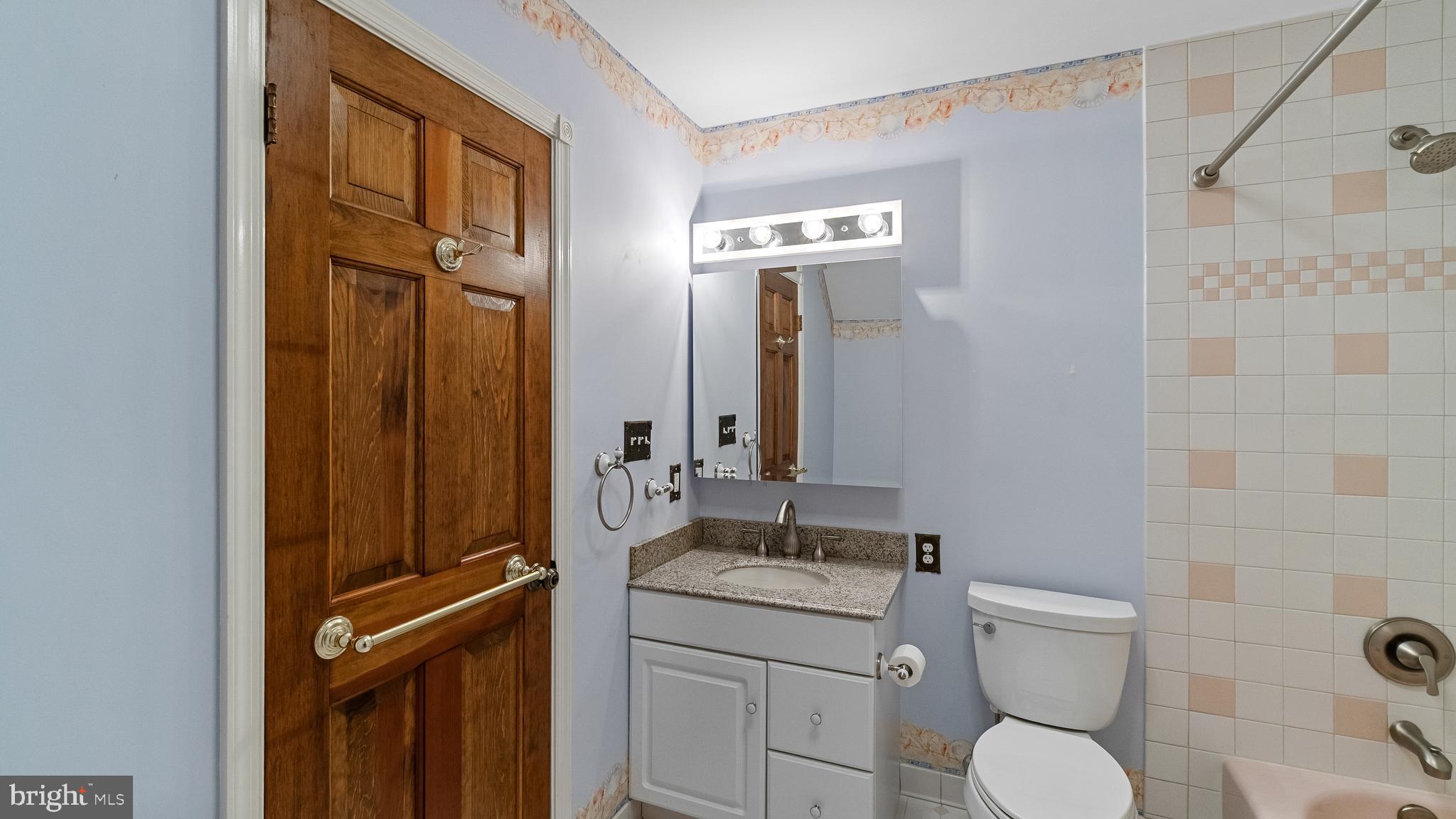 HUNTINGTON WOODS - Residential