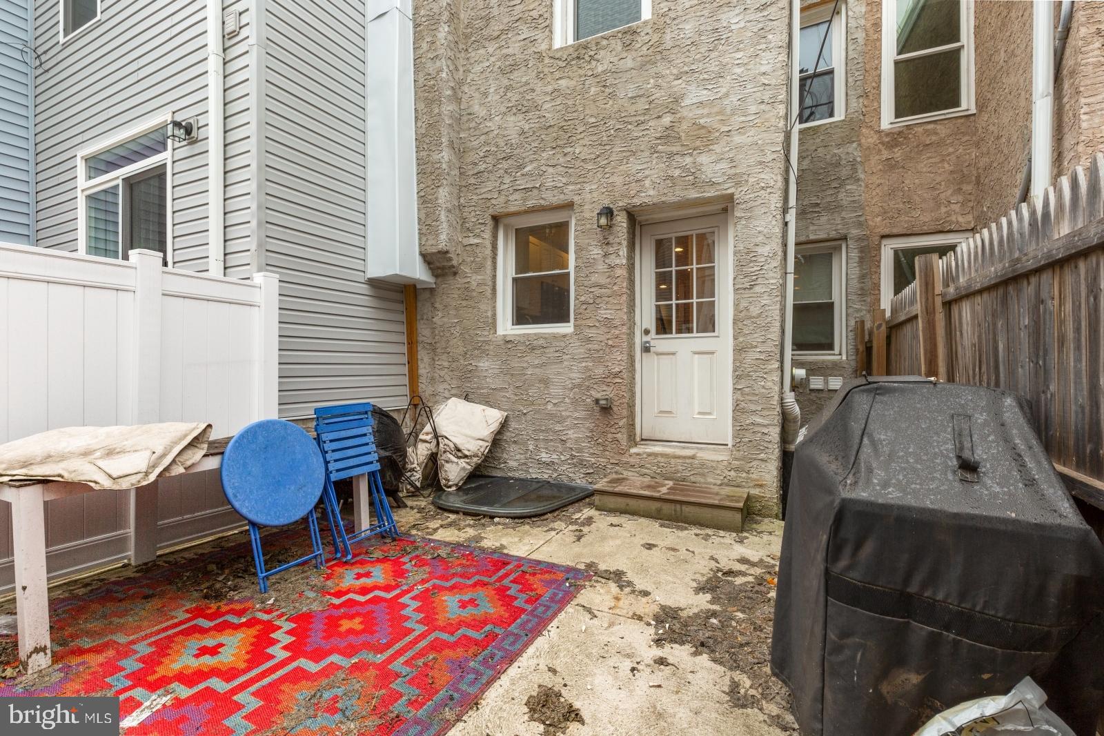 POINT BREEZE - Residential Lease