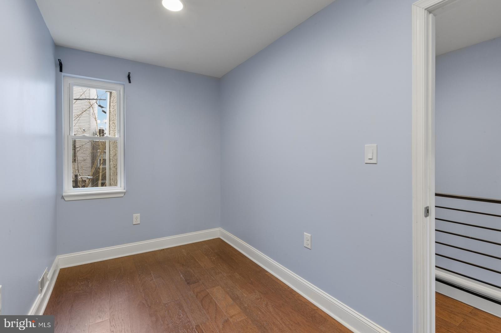 POINT BREEZE - Residential Lease