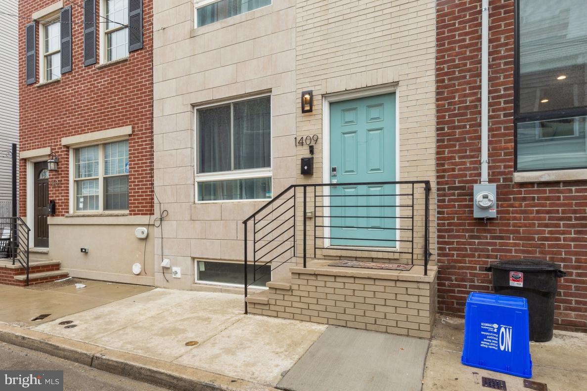 POINT BREEZE - Residential Lease