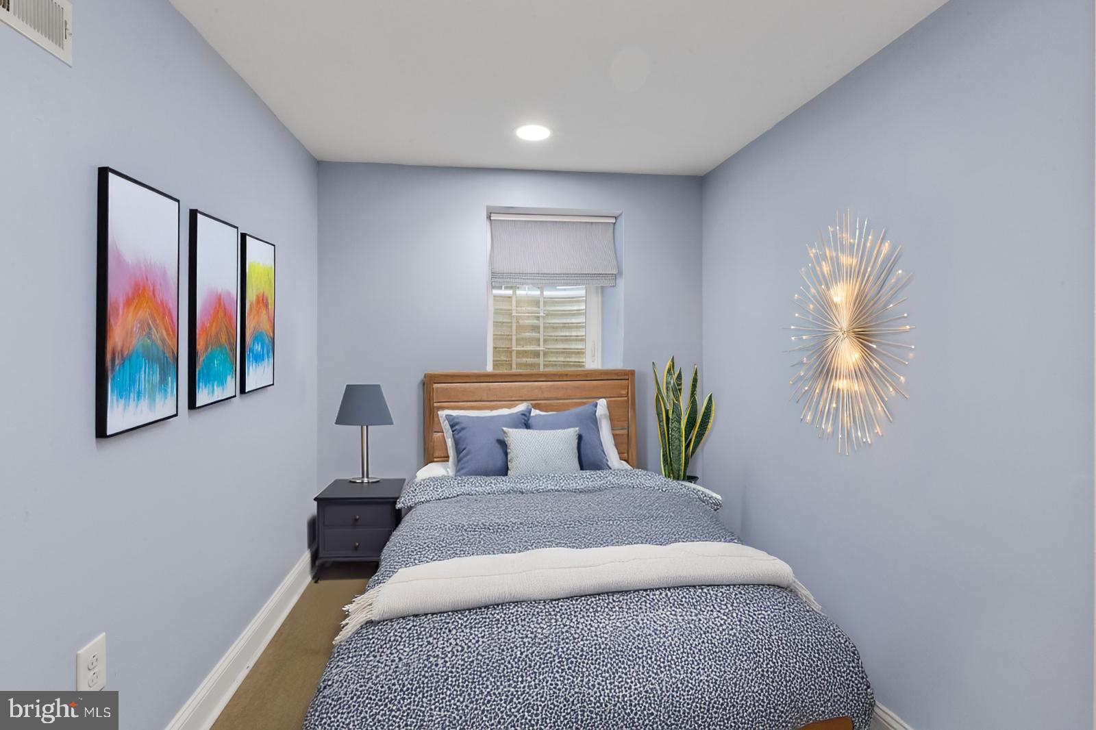 POINT BREEZE - Residential Lease