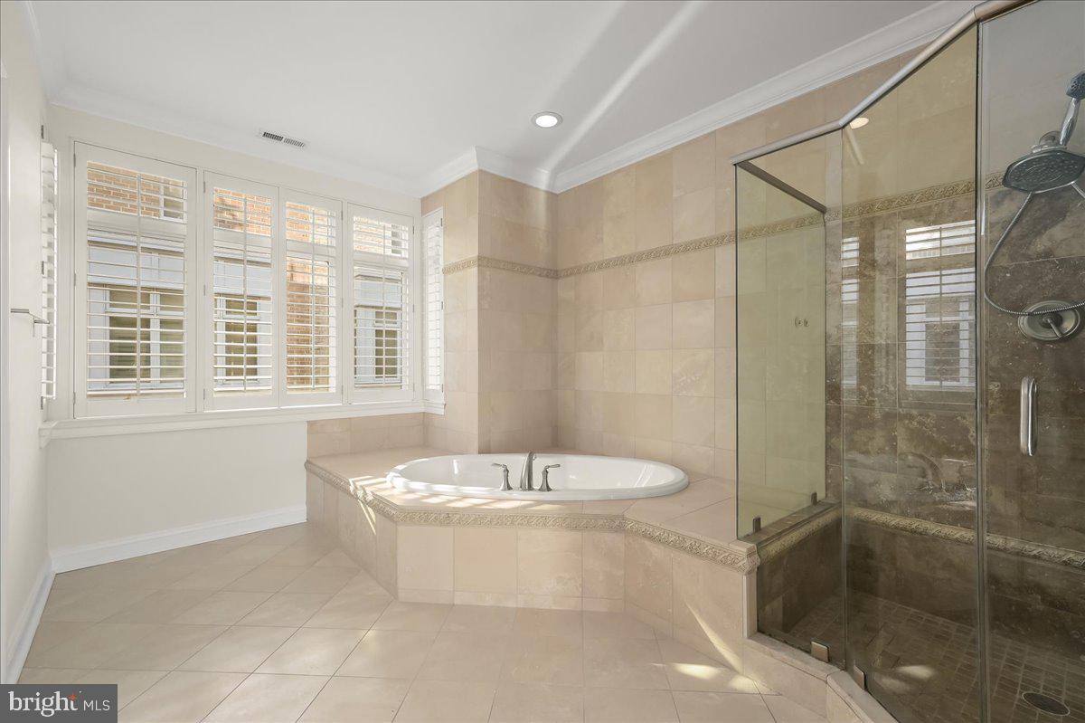 PIER HOMES AT HARBORVIEW - Residential