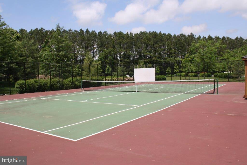 EASTON CLUB EAST - Residential