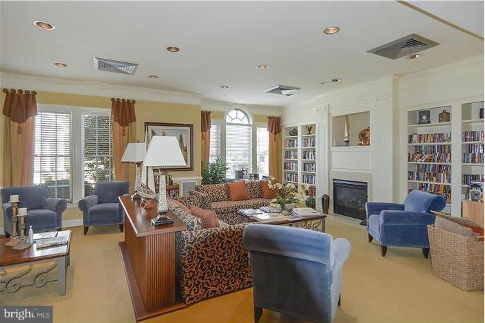 EASTON CLUB EAST - Residential