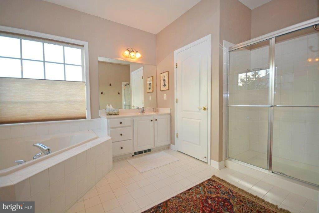 EASTON CLUB EAST - Residential