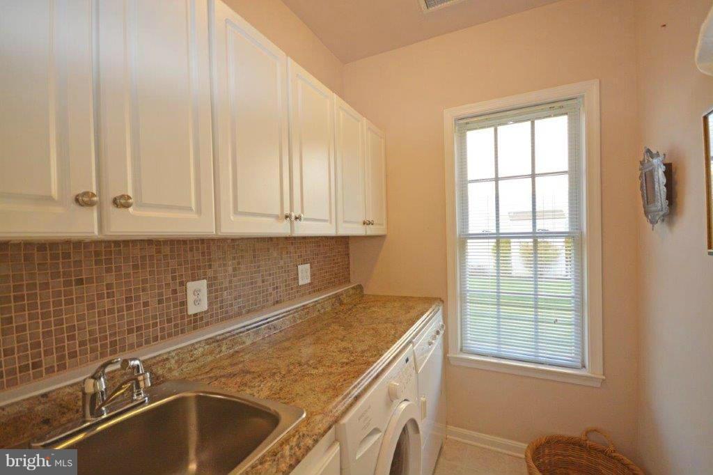 EASTON CLUB EAST - Residential