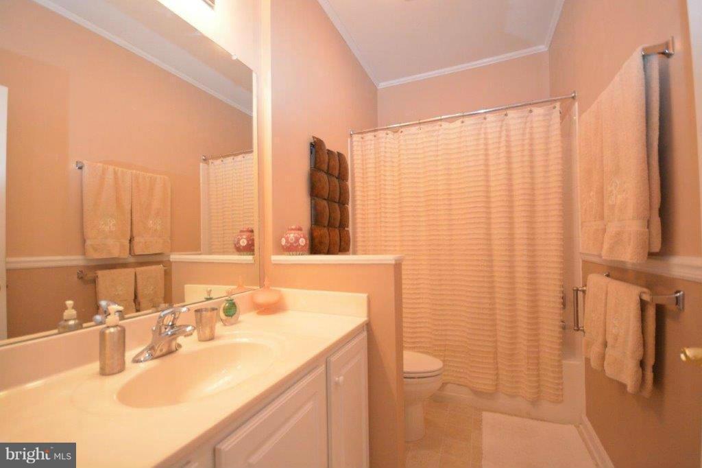 EASTON CLUB EAST - Residential