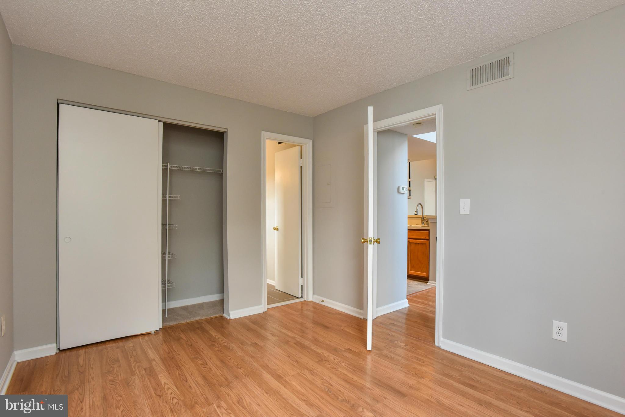 VISTAS AT LAUREL LAKES - Residential