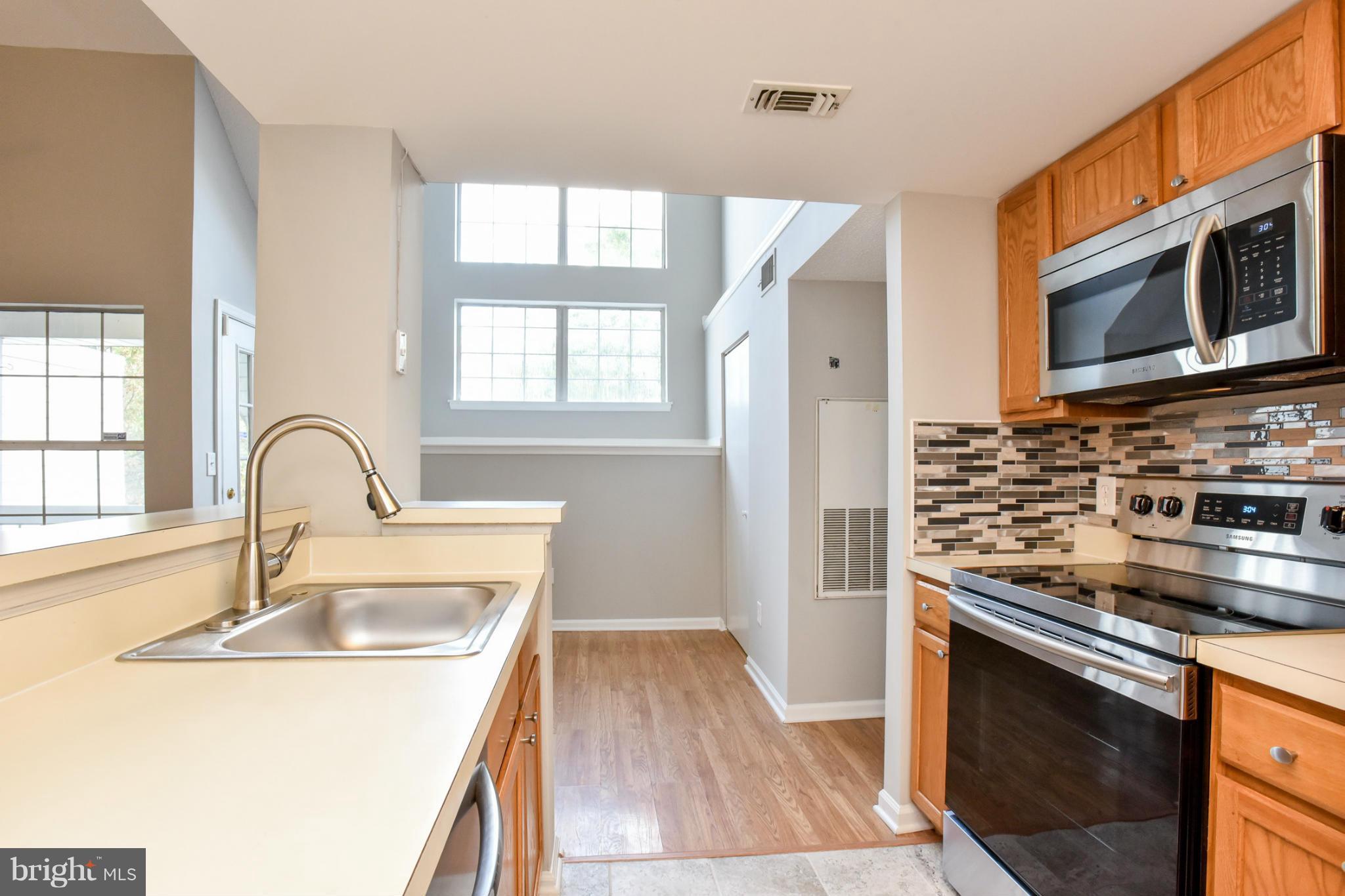 VISTAS AT LAUREL LAKES - Residential