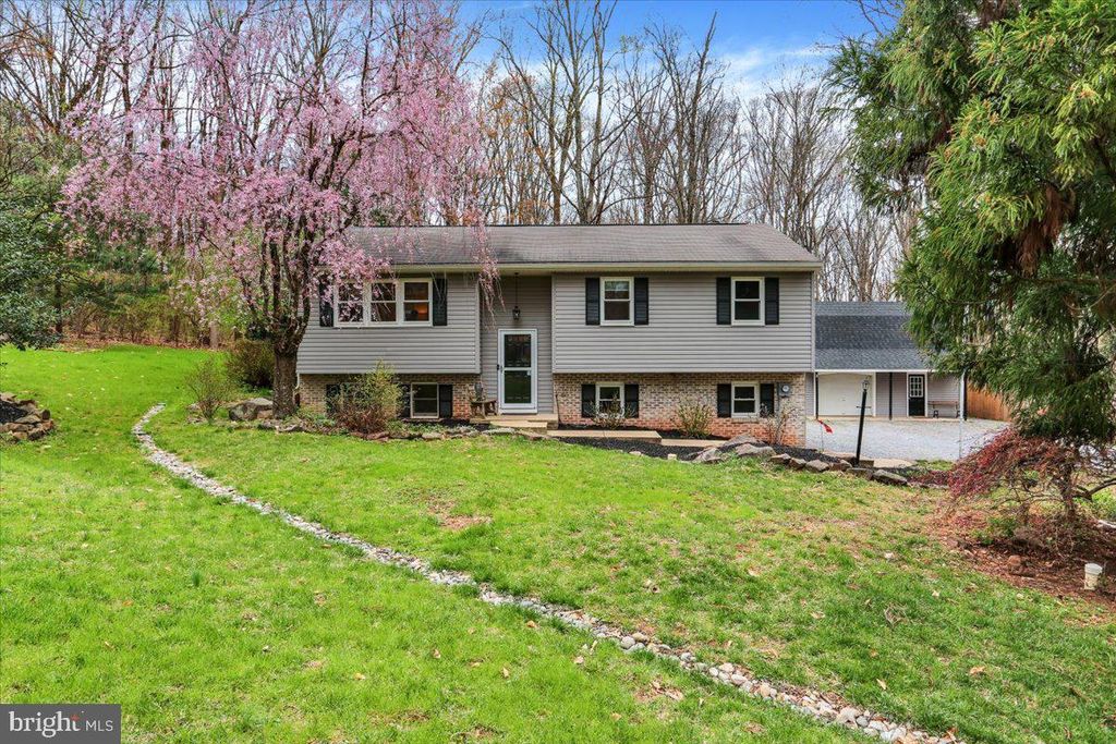 Photo of 639 Maple Street, EAST EARL, PA 17519 (MLS # PALA2068038)