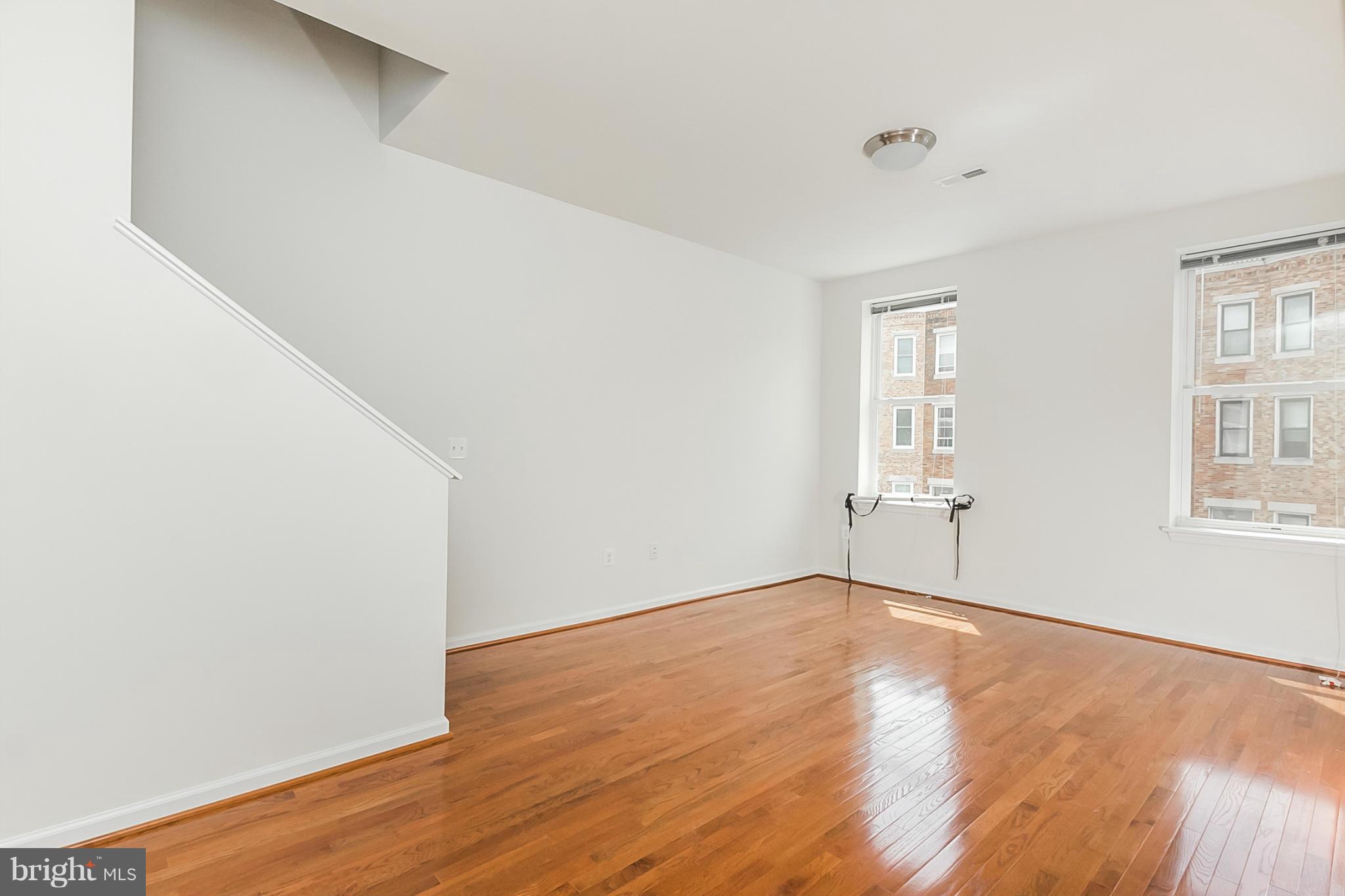 BARCLAY - Residential