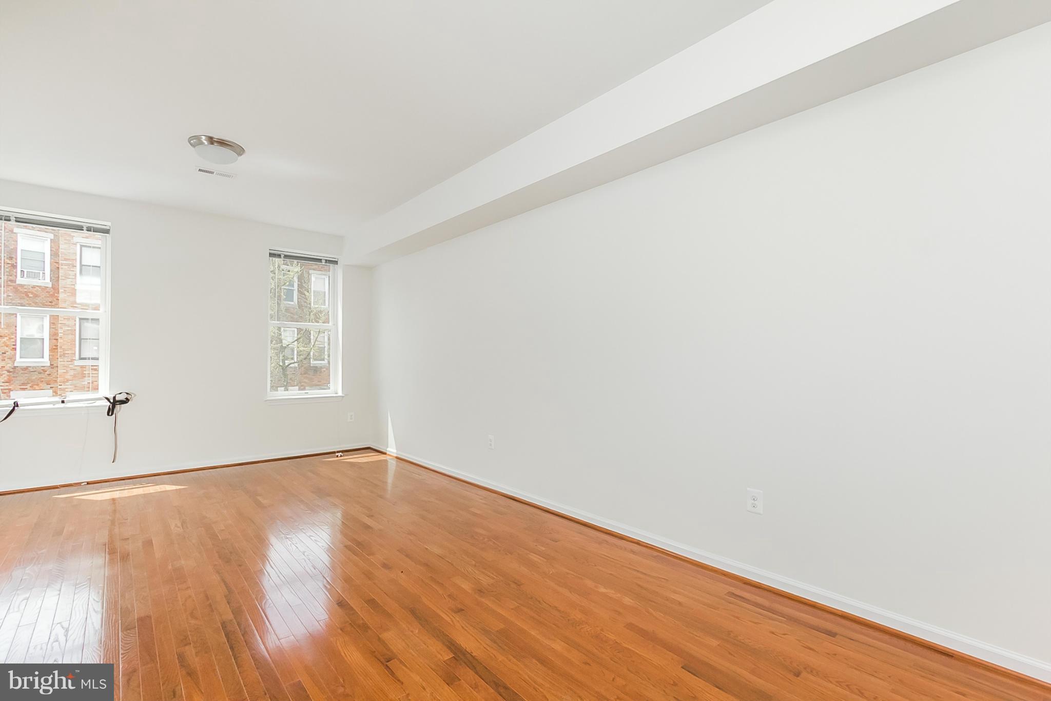 BARCLAY - Residential