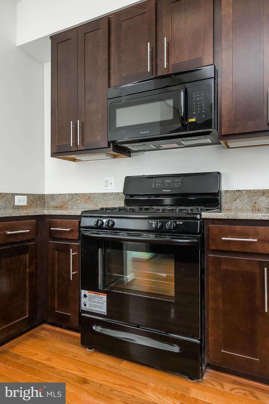 BARCLAY - Residential