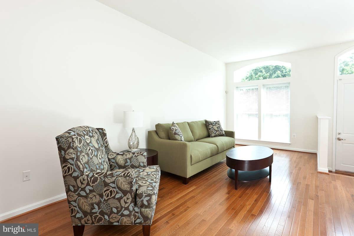 BARCLAY - Residential