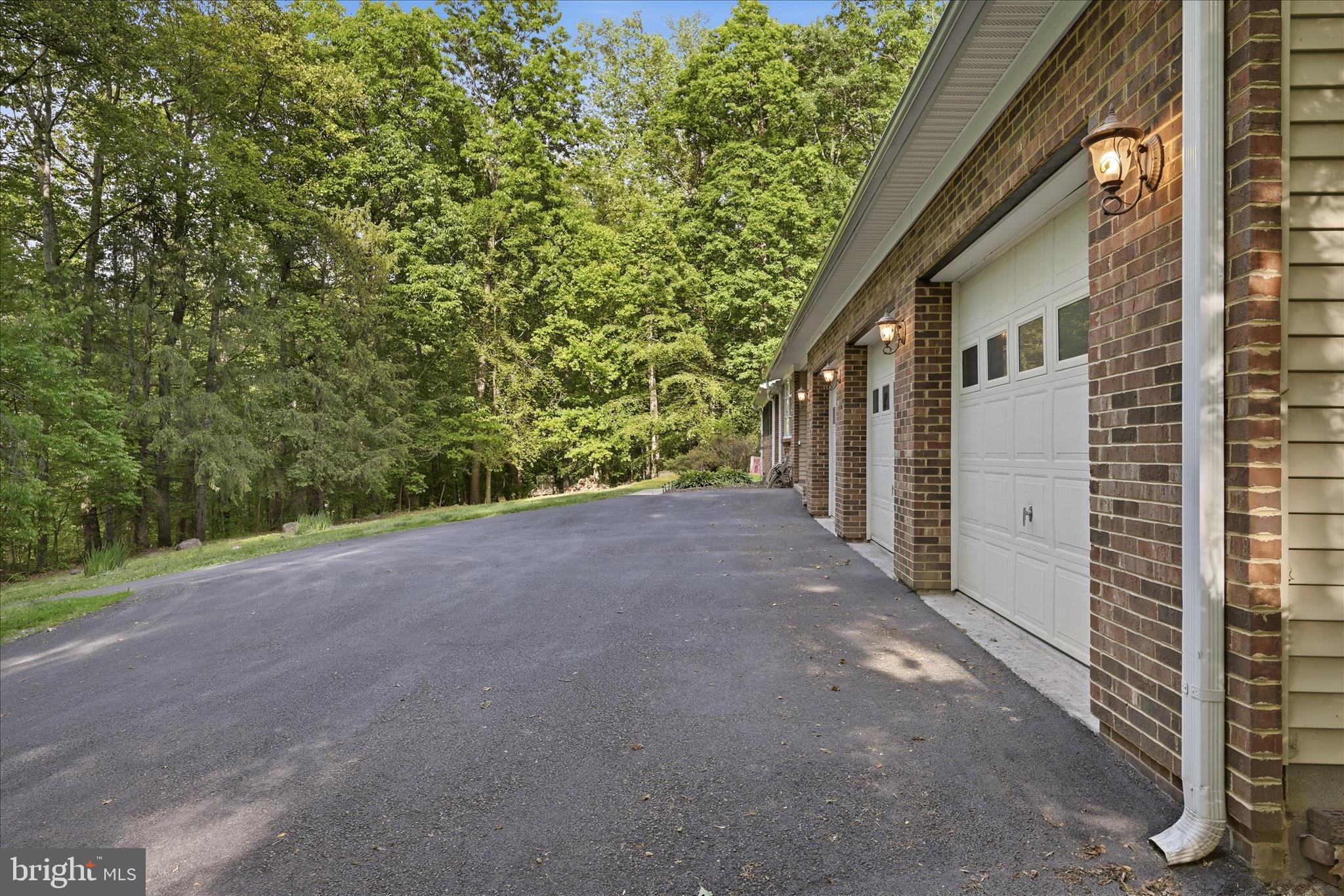 CAREFREE ACRES - Residential