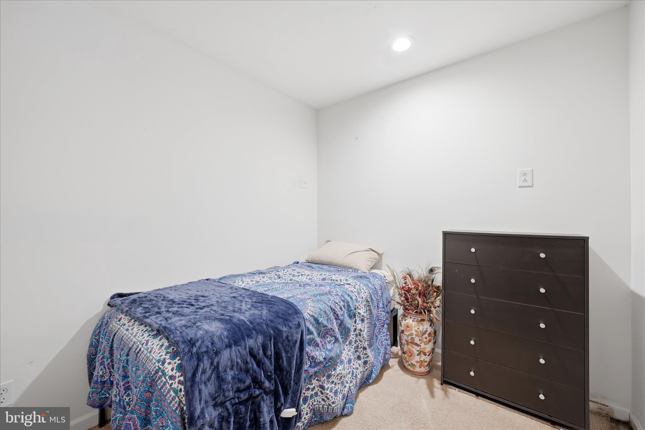 CAREFREE ACRES - Residential