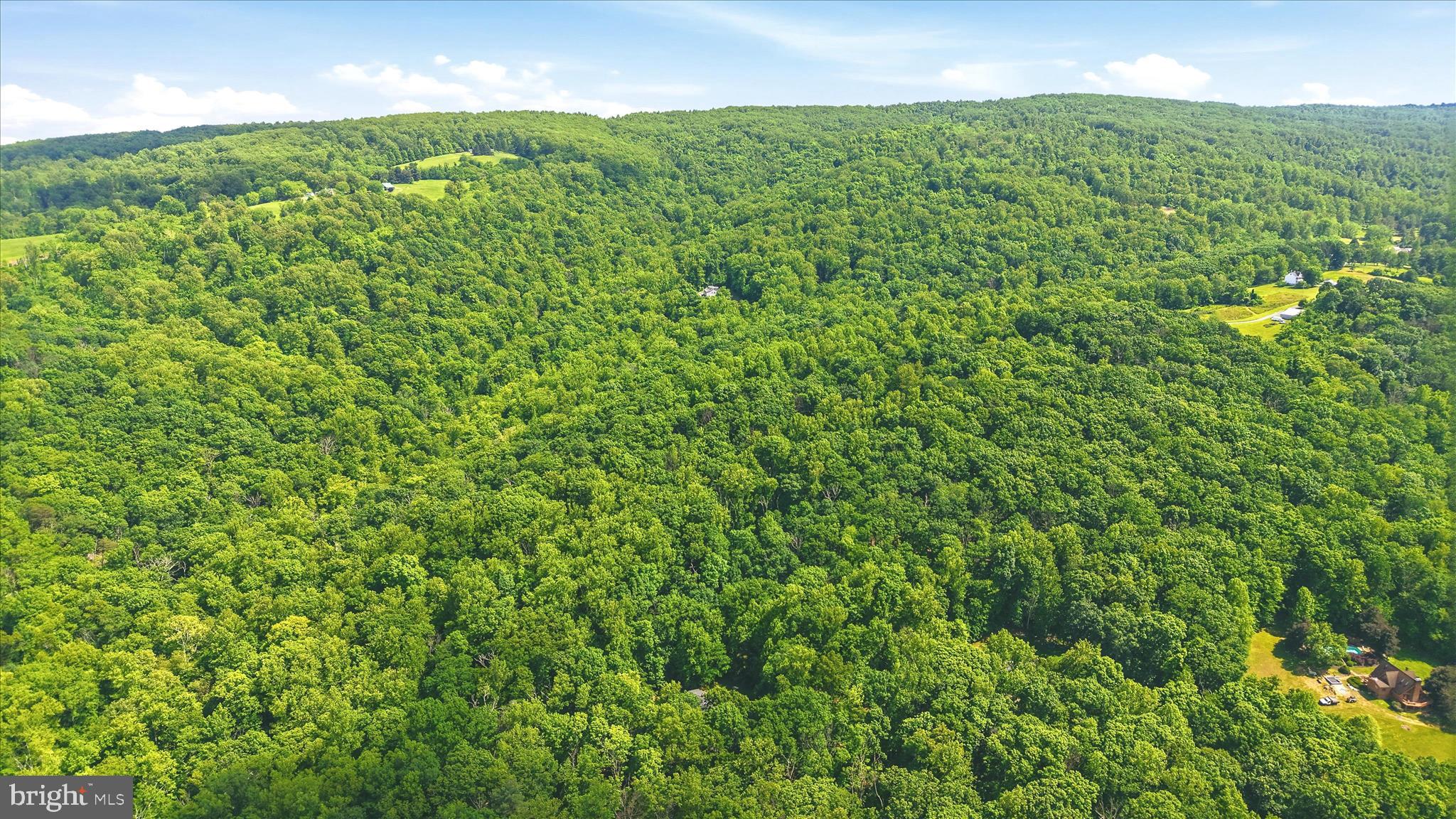 CAREFREE ACRES - Residential