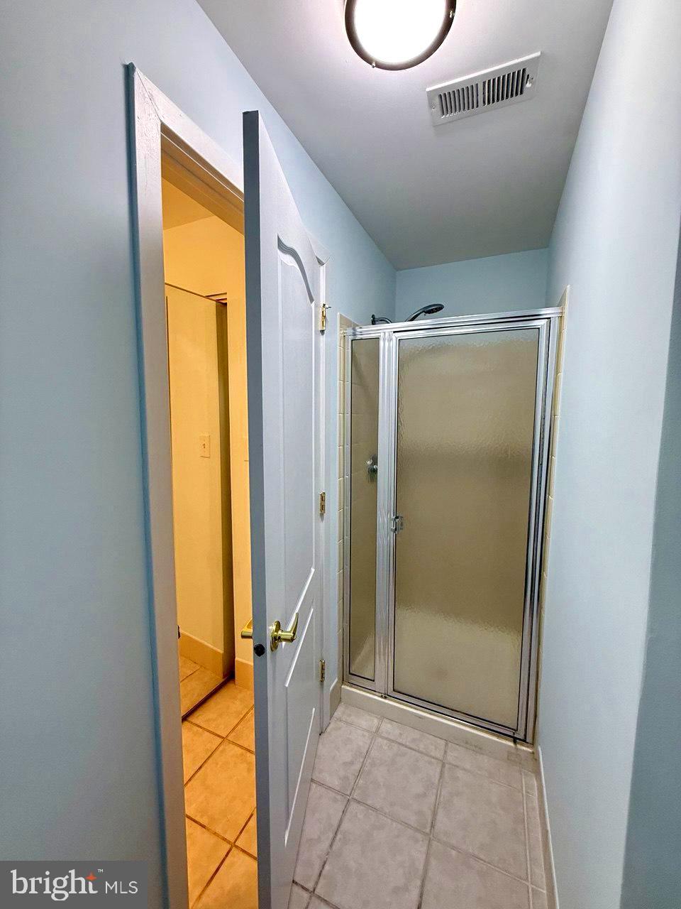 FOUNTAIN POINTE - Residential