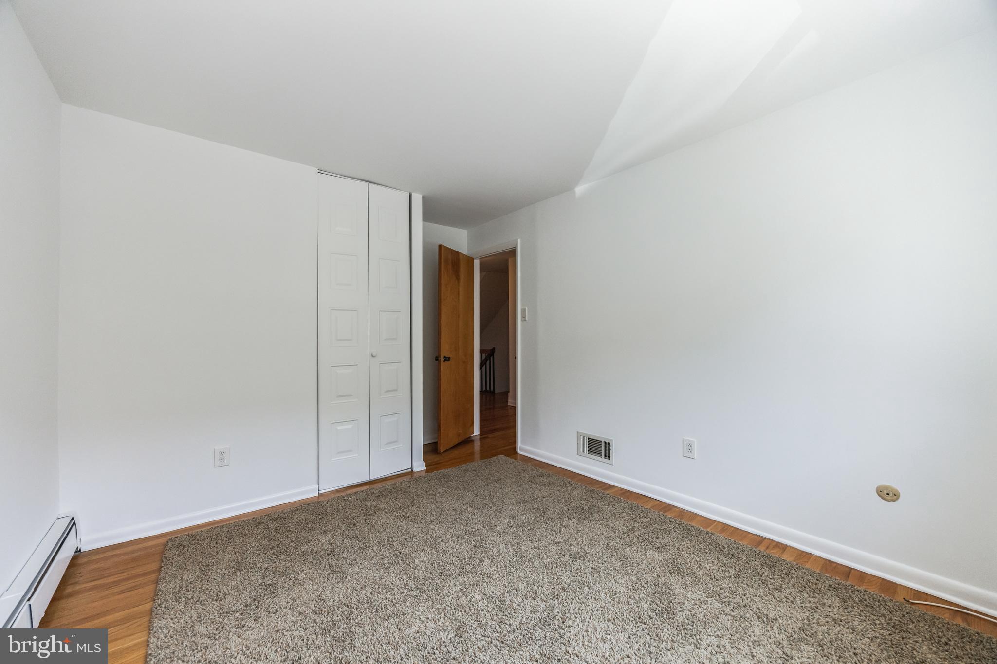 GRADUATE HOSPITAL - Residential Lease