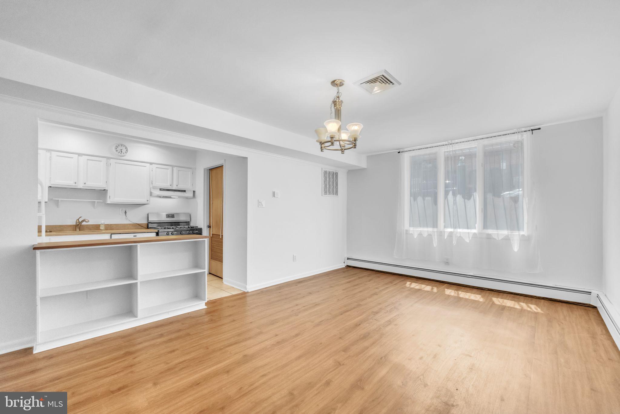 GRADUATE HOSPITAL - Residential Lease