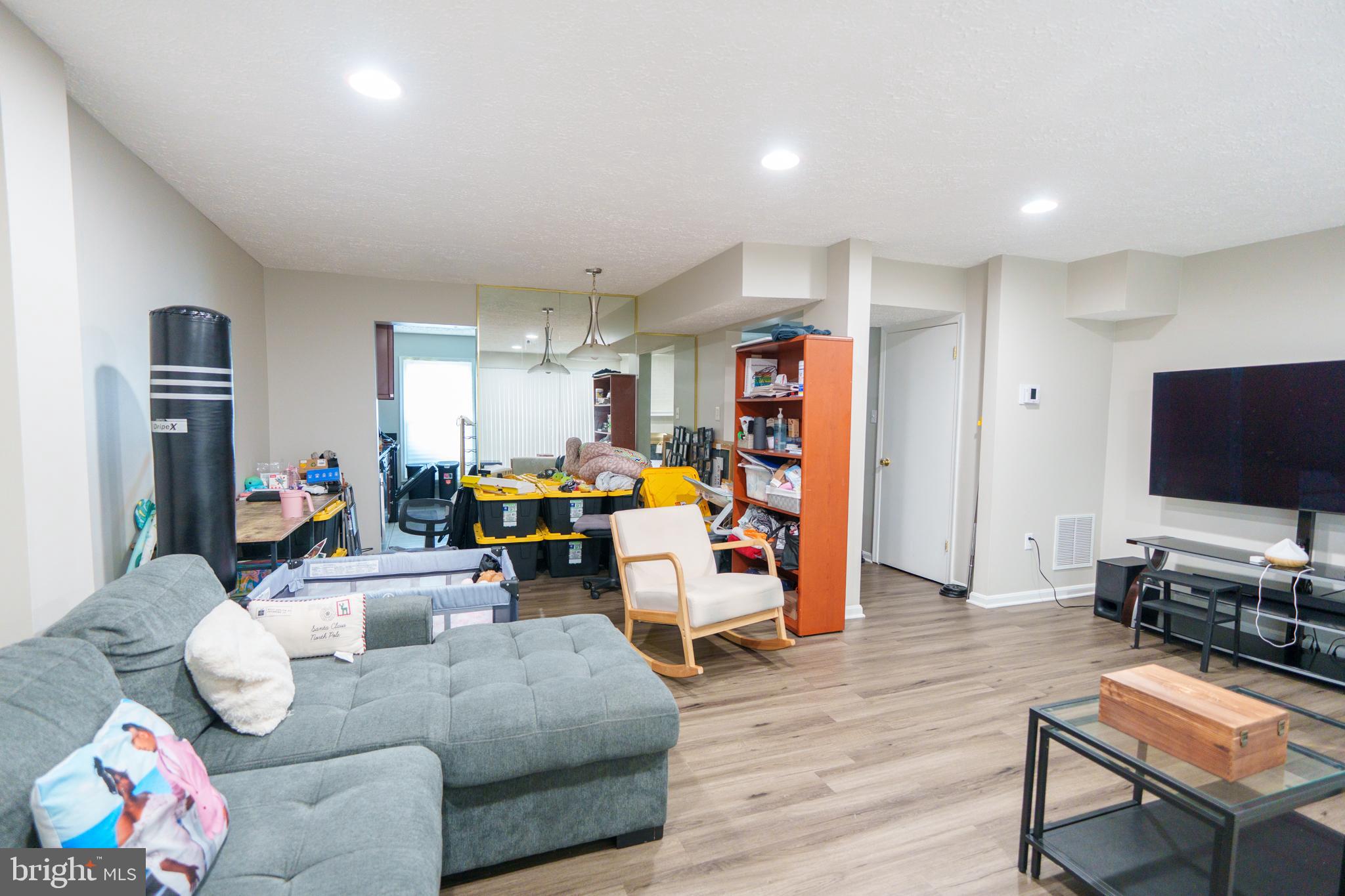 2133 N ANVIL LANE