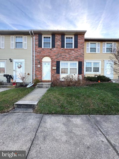 Photo of 23 Guinevere Court, BALTIMORE, MD 21237 (MLS # MDBC2140962)